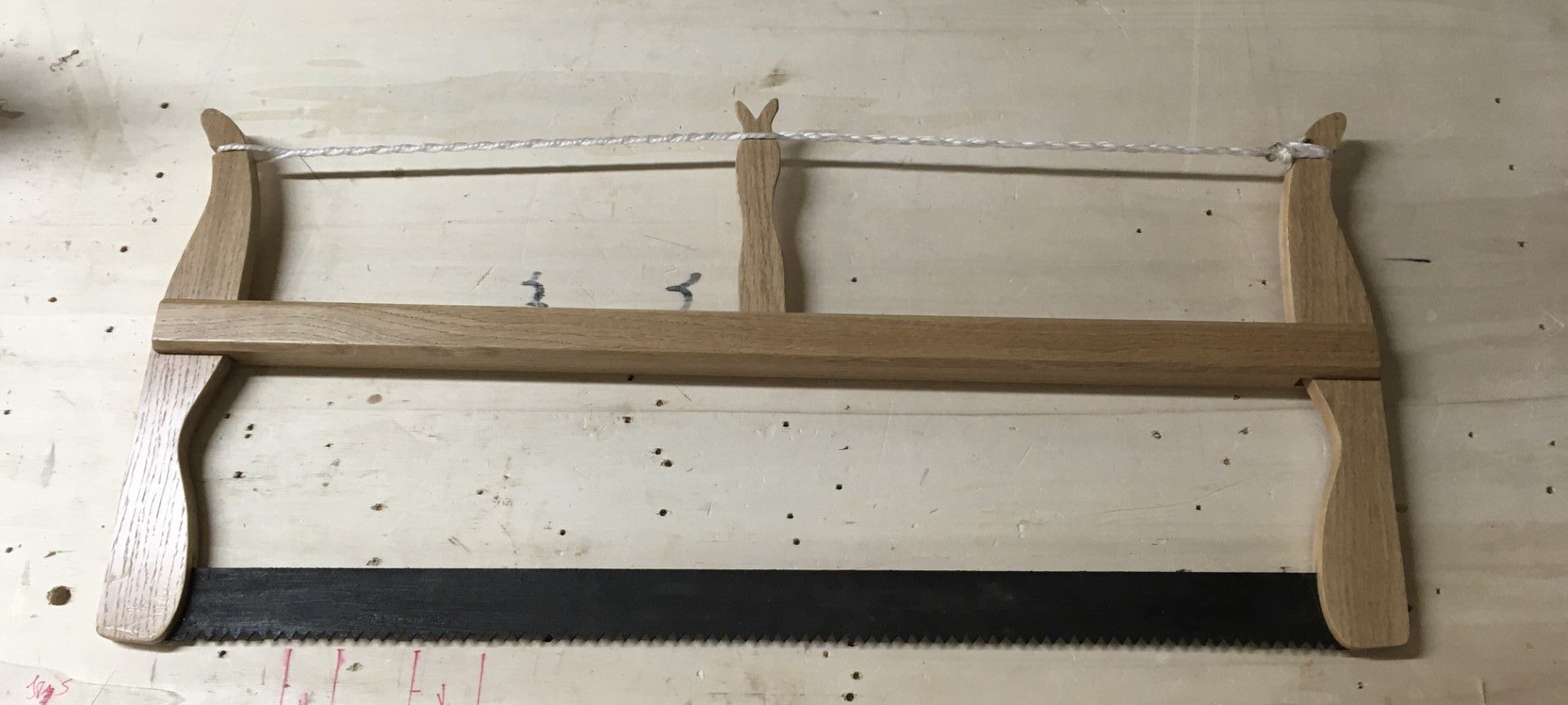 Ancienne Scie à Bois Rénovation